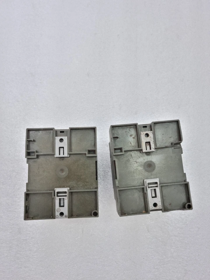 Lot Of 2Pcs Siemens 6ED1052-1FB00-0BA5 Logo 230RC AC/DC 115-240V For Parts